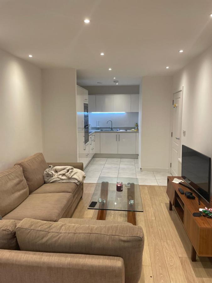 Amazing Apartment Moments Away From The Heart Of Londen Buitenkant foto
